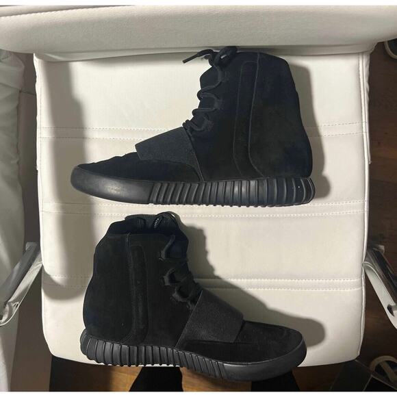Size 11 - adidas Yeezy Boost 750 Triple Black main image 5